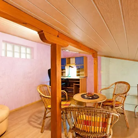 Holiday Home Green Vakantiehuis *